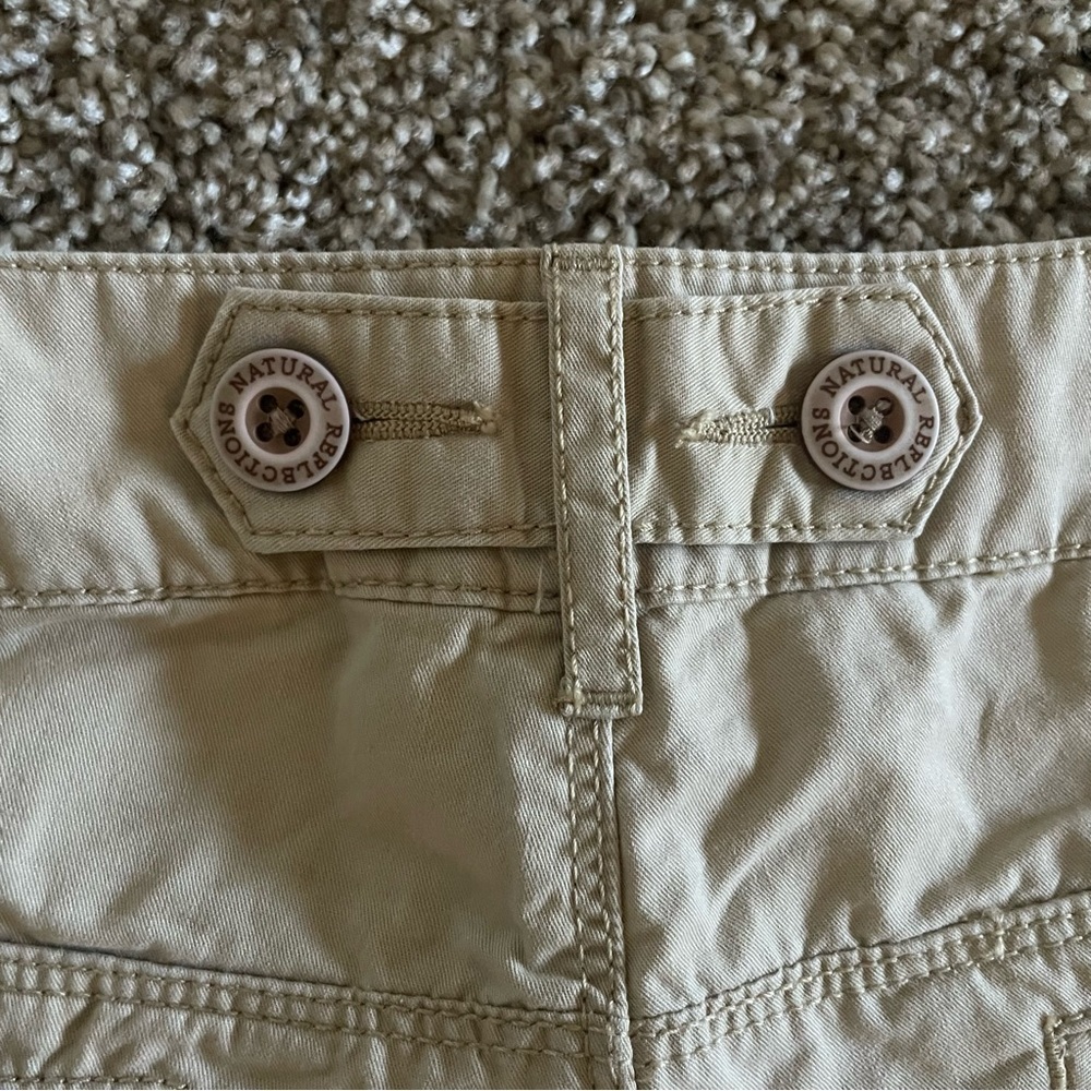 Natural Reflections Bermuda Shorts Women’s 8 Khaki Beige Y2K Outdoorsy Casual - Picture 9 of 13